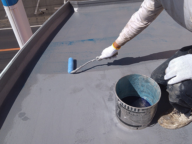 プライマー塗布される屋根